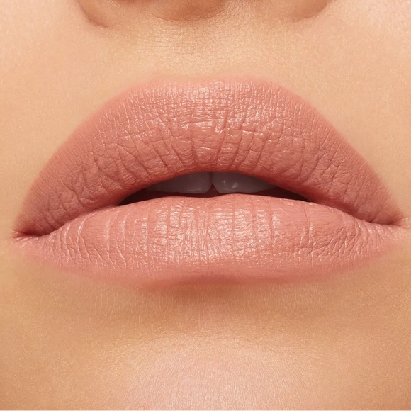 MAC Cosmetics Matte Lipstick in shade 605 Honeylove - Picture 6 of 8